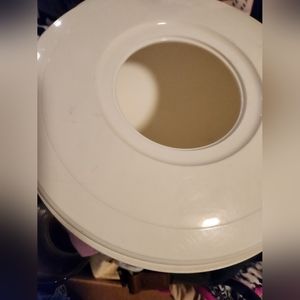 Tupperware Non skid mixing Bowl